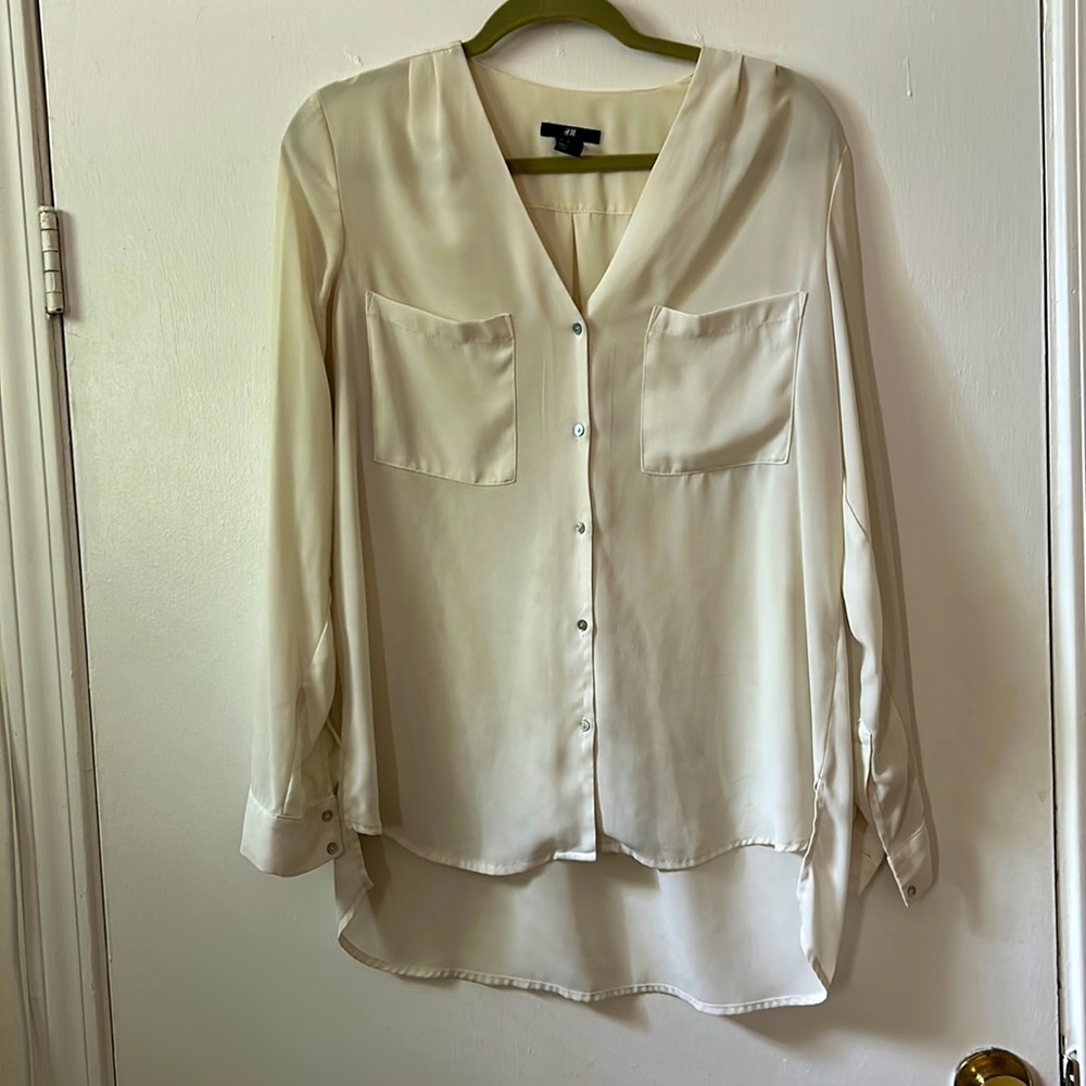 H&M Button up Blouse with Front Pockets